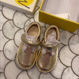 Boden girls Mary Jane shoes